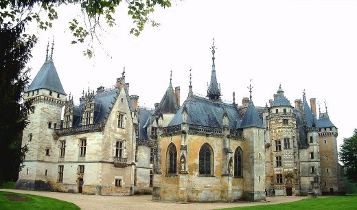 Visitez les Châteaux du Berry et découvrez cette si belle région durant votre séjour au Domaine des Dryades